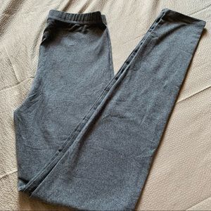 Grey workout leggings